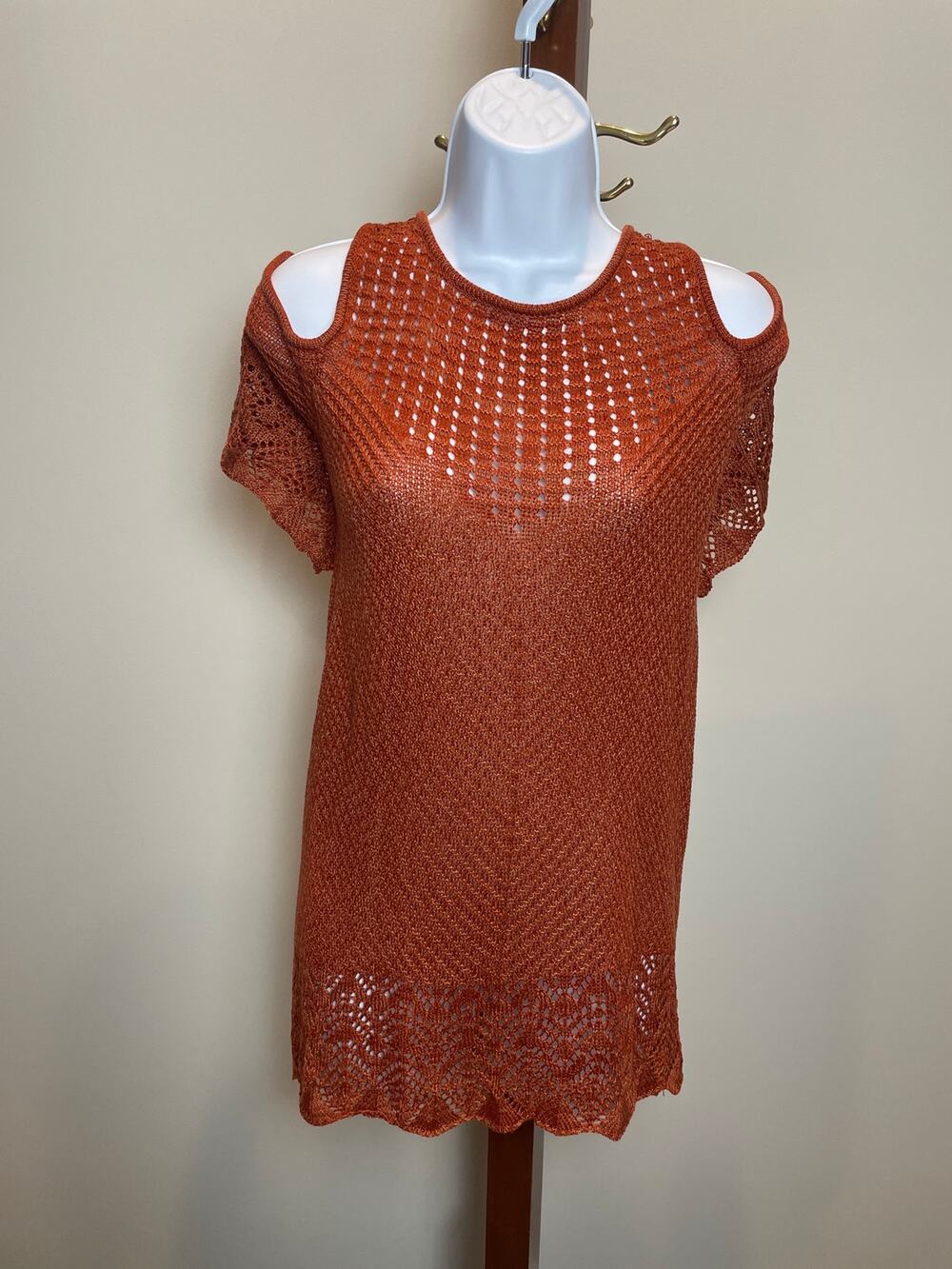 Lauren Conrad Crochet Knit Cold Shoulder Top Size XL Deep Orange NWT